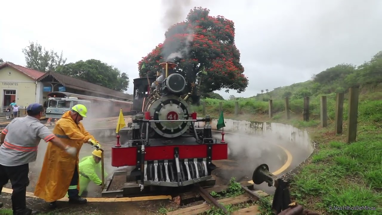 Locomotiva 41 está de volta após anos parada, e está de volta também o APITO SANFONA - VEJA