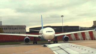 preview picture of video 'Belavia Gatwick wait for clearience'