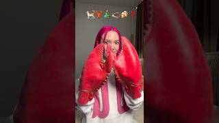 Download lagu the WEIRDEST GLOVES in the world🤯 #unboxing #haul #challenge #toys mp3