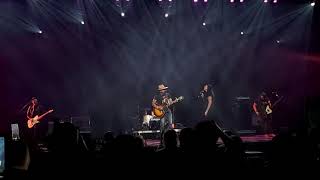 Jimmie Allen ft Abby Anderson - Shallow @ Country to Country Amsterdam &#39;20