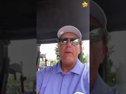 Phil Mickelson spends quality time with Wanamaker Trophy, reminds everyone of PGA Championship win