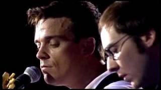 The Robbie Williams Show: Nan&#39;s Song (Live Version)