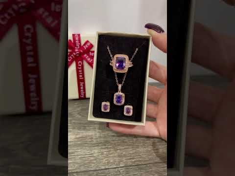 Солидный подарок девушке - набор "Сияние больших аметистов" серьги, кольцо и колье ювелирный сплав в коробочке - фото 1 - id-p2080539106