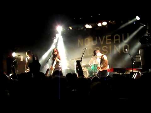 Halestorm-Mz. Hyde-Paris-2012-Nouveau Casino