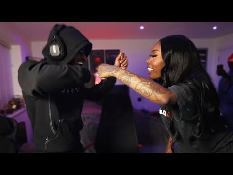 ASIANDOLL PULLS UP ON MULARJUICE!!!