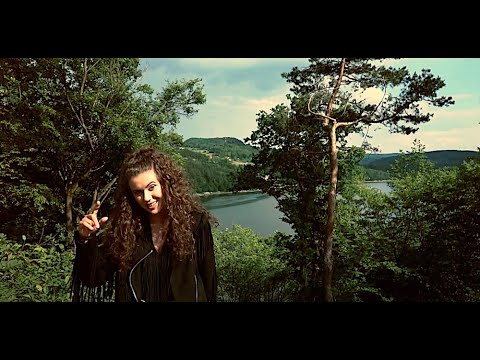 Karo Szczurowska - Ponad Wszystko (OFFICIAL VIDEO)