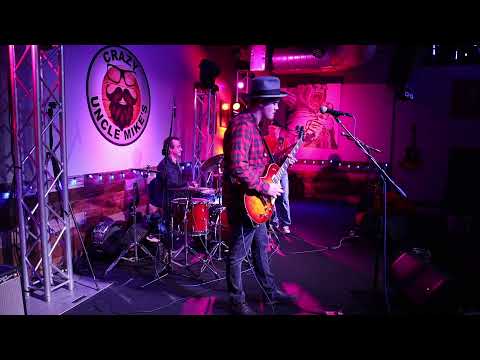 JL Fulks Blues Trio "Shake For Me" | Crazy Uncle Mikes - Boca Raton, FL 12/23/21