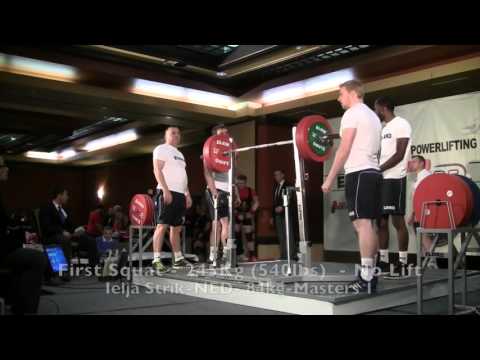 Masters M1 Women Flight 2 Squats at the 2015 IPF Masters World Championships