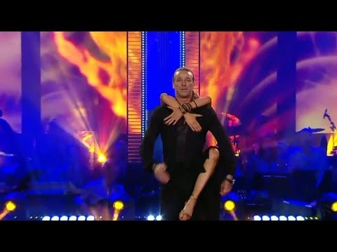 Patrik Sjöberg och Maria Bild -- paso doble - Let's Dance (TV4)