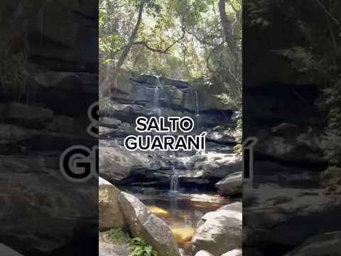 Un vistazo al salto Guaraní del parque Nacional de Ybycuí, con poquita agua pero mucho encanto.