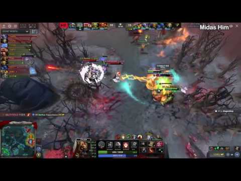 Clutch Gamers vs Happy Feet FLYSOLO's Triple kill