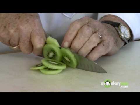 How to Cut Kiwi