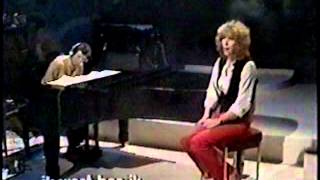 Tell me on a Sunday {London, 1981} - Marti Webb