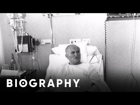 On This Day: May 13 - Stephen Colbert, Pope John Paul II, Stevie Wonder | Biography