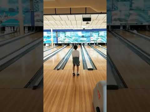Crazy 5-7 Split Conversion by 2-handed Youth Bowler #bowling #twohandedbowling
