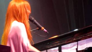 Tori Amos &quot;Beauty Queen/Horses&quot; Live at Iveagh Gardens Dublin 16th July 2010
