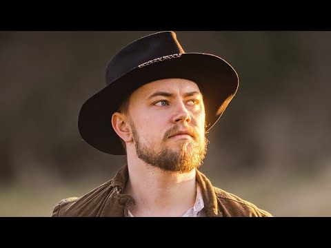 Michal Šafrata - Ze svatebních šatů (Official music video)