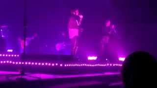 TEGAN & SARA - I COULDN'T BE YOUR FRIEND, Track 29, Chattanooga, Tennessee