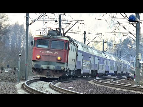 060-EA 40-0024-2 & R3001 București Nord-Câmpina-Brașov in Gara Sinaia Station  - 27 February 2021