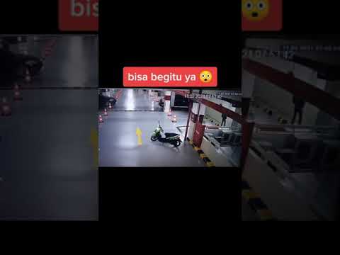 Viral Motor Jalan Sendiri