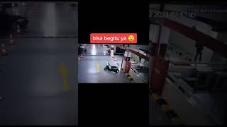 Download lagu Viral Motor Jalan Sendiri mp3 Download lagu Viral Motor Jalan Sendiri mp3