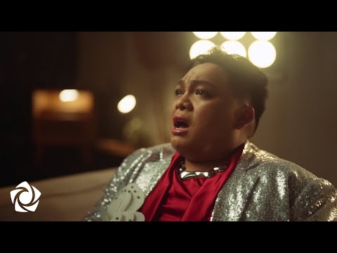 SAGA - 'Akin Ka Na Lang' Official Performance Video