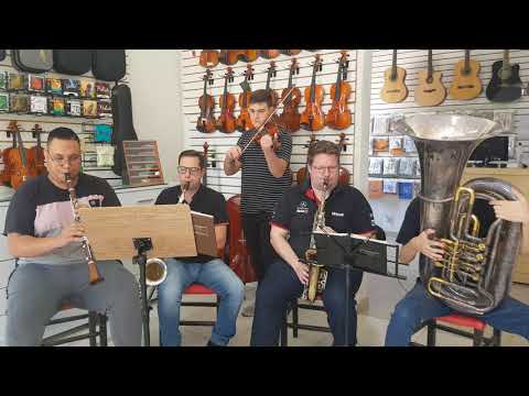 Hino 330 CCB a pedido ESPECIAL de nosso inscrito