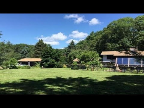 515 Harland St, Milton, MA Presented by Isobel Wilson.