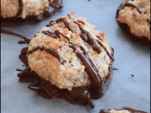 Coconut Almond Macaroons