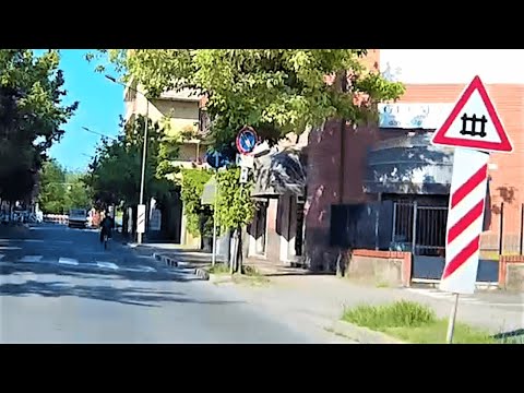 Passaggio a livello Ovada Corso Saracco treno merci in transito #passaggioalivello #levelcrossing