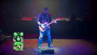 Video thumbnail for Fuzzsquatch Fuzzdrive Demo 1 by Interstellar Audio Machines