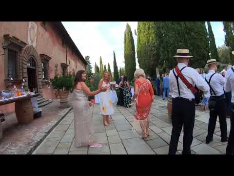 Italian wedding roaming band in Tuscany- Just FM dixie -Amalfi-Sorrento- Rome-Venice wedding music