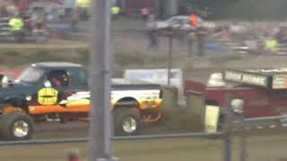Download Lagu UPM Tractor Pull 2021 Jordan, MN Modified 4x4 Trucks Thumbnail