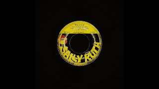 Download lagu Elisa ( tema original ) - Los Sui Generis - Sally Ruth. mp3