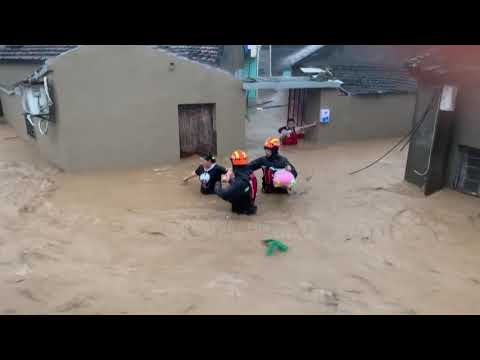 Tajfuni në Kinë, shkon në 44 numri i të vdekurve. Miliona dollarë dëme financiare