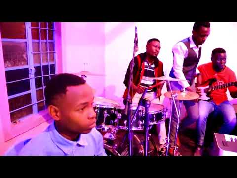 SOLOMON MKUBWA  Performing  AT  PYREX,CHELSEA & RICKY MEMORIAL SERVICE