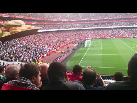 Emirates 1/9/2013 Arsenal v Spurs