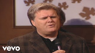 Bill &amp; Gloria Gaither - Somebody&#39;s Prayin&#39; [Live] ft. Ricky Skaggs