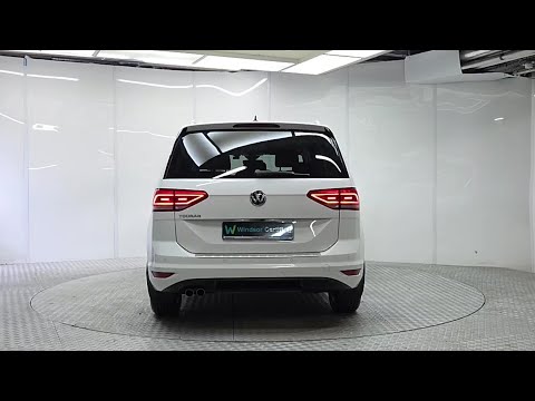 Volkswagen Touran 1.2 TSI Highline DSG 7 Seater - Image 2