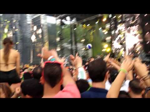EDC NY 2013  Day 2 - Gareth Emery - Silhouettes