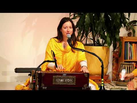 Satsang - Kirtan, Mantra und Arati mit Sarada - Yoga Vidya Ashram Live, 04.11.2021, 7:00 Uhr