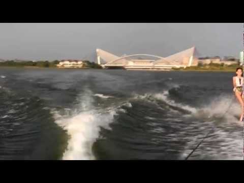 2012-11-27 Arianna Chow jumping double wakes on trick ski