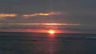 preview picture of video 'Západ slunce | Sunset time capture - Lowanatom | Tanna | Vanuatu'