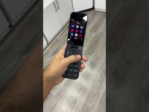 The NOKIA 2660 Flip offers a dual-screen experience for added functionality. #nokia #tech #nokiafans