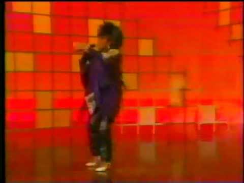 Patti LaBelle - Stir It Up (Live) Getting Down With Her Bad Self!
