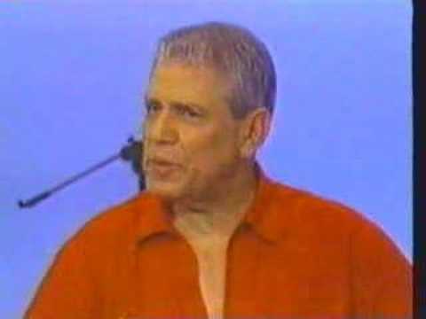 Piada da bicha fazendo cocô