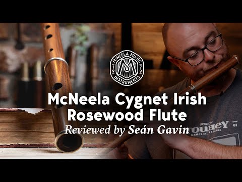 Seán Gavin Reviews the Cygnet Irish Rosewood Flute and Plays "Rolling in the Rye Grass"