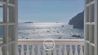 Lou Berry feat Eylia - Blue Sky