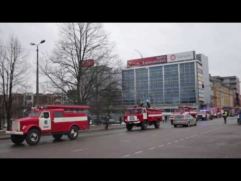 100 aastat Tartu elukutselist tuletõrjet - rongkäik