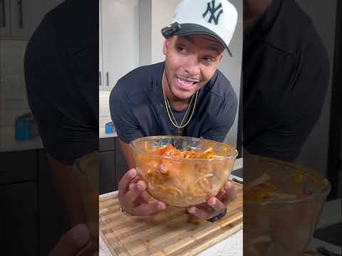 Lemon Garlic Baked chicken. Can’t get no easier than this!